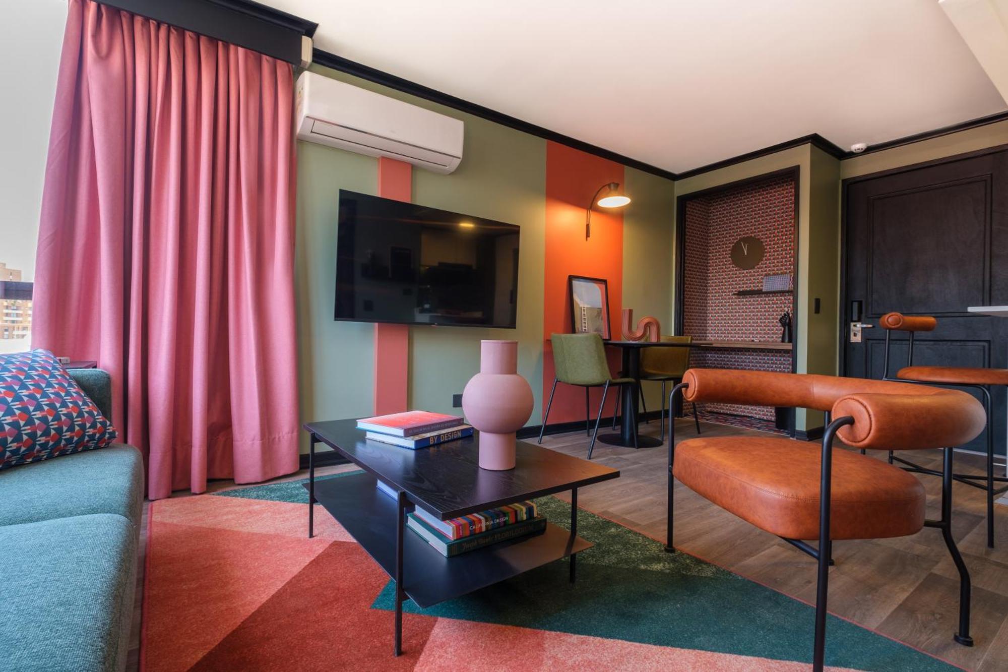 Apt Serviced Apartments Santiago Exterior photo