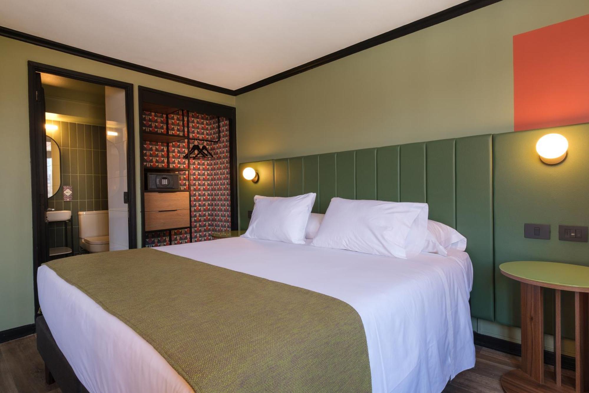 Apt Serviced Apartments Santiago Exterior photo